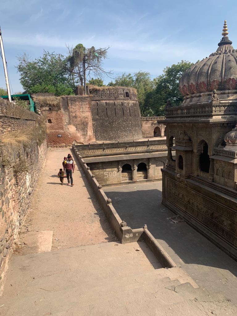 Inner fort boundary Ahilyabai fort maheshwar